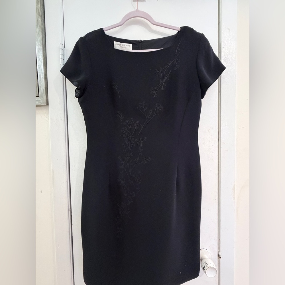 Jones New York Black Dress with embroidered flowers - size 14